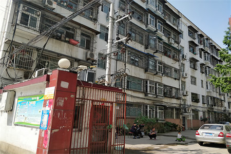 市中区幸福小区独门独院，五一看房认购